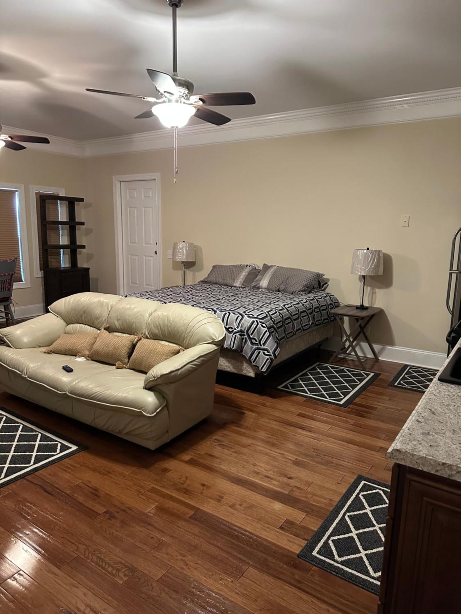 Moorefield Suites Greensboro East ماكلينزفيل المظهر الخارجي الصورة
